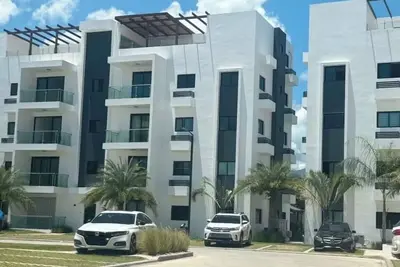 Image de Verde Breeze 3 Bedroom Penthouse w Outdoor Terrace & Balcony. Comfortable & quite