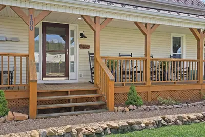 Image de Delightful Appalachian Trail 2-bedroom lodge with Ac in Central Damascus