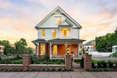 Image de Chic Retreat on Spruce Street - Boulder!