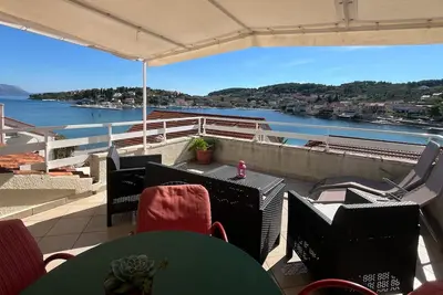 Image de Enjoyable 1-bedroom apartment with Ac in charming Lumbarda