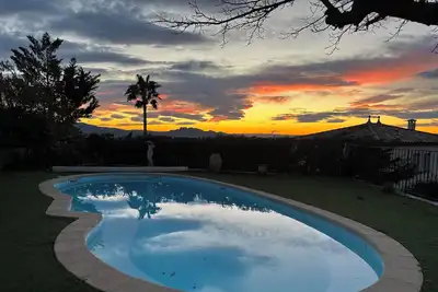 Image de Villa provençale calme avec piscine privée