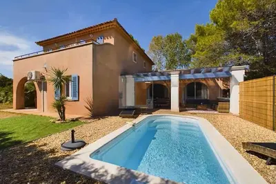 Image de Villa 8 personnes domaine sécurisé 3 km de la mer