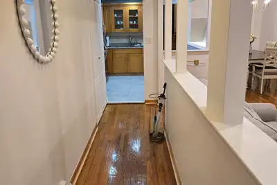 Image de Spacious 3-bedroom apartment in lovely Brooklyn with Ac