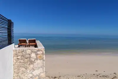 Image de Artist Beach House & Pool Sunset Haven Epic View