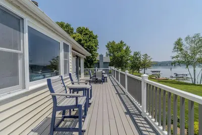 Image de Lovely Views of Lake Leelanau at Bluebird Landing