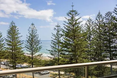 Image de Ambassador 19 Beachside Burleigh Heads