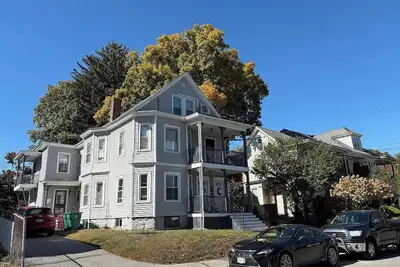 Image de Nearby Historical Attractions • 3br/1ba • Sleep 7