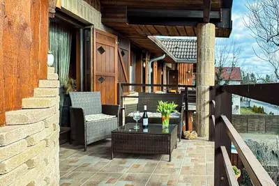 Image de Appartement de vacances près de l'eau avec climatisation et Wi-Fi