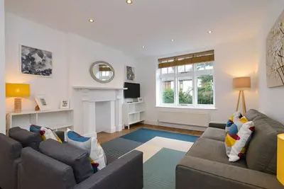 Image de Modern 2 bed Flat in Alexandra Park with parking