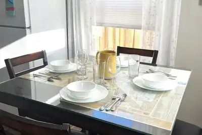 Image de Tranquil 1-bedroom cottage with Ac in charming Hawthorne and pet friendly.