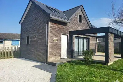 Image de Chalet Bord De Mer 10 Min A Pied 6 Personnes Jardin Clos Proche Pistes Cyclables
