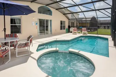 Image de Single-Story 4br Home w/ Pool & Game Room