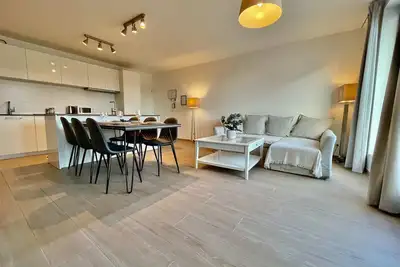 Image de Modern 2br 1. 5 Ba Near Diamond District by OneLuxStay