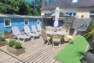 Image de La Maison D'Adonis avec Jacuzzi à Telgruc