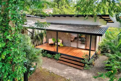 Image de Rosemary Villa · Private Studio for Adults + Pool