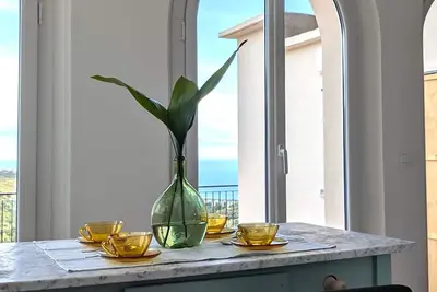 Image de Charming vacation home in Ligurian village with terrace and sea view