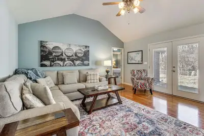 Image de Near Tims Ford Lake: Peaceful Retreat w/ Patio