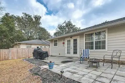 Image de Golf, Paddle & Hike: Cozy Inverness Home w/ Yard