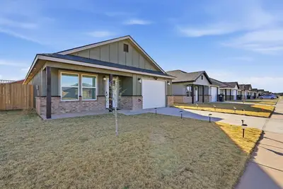 Image de I'm your Huckleberry! Im the House you're looking for!