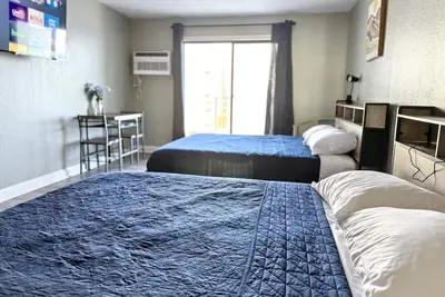 Oceanview Condo w/ Balcony & Kitchen Sleeps 4