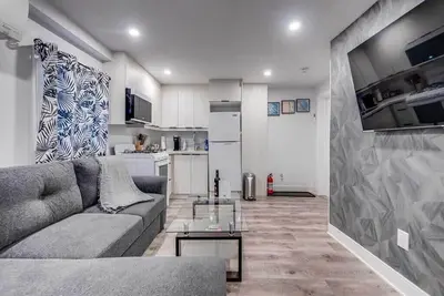 Modern 1br Unit Near the Falls!