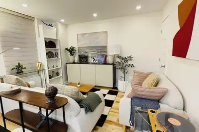 Image de Villa Moderna 5 min from métro + parking