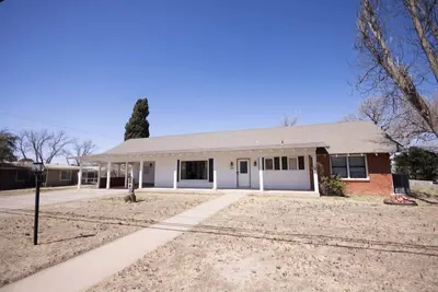 Central midland Sandras house