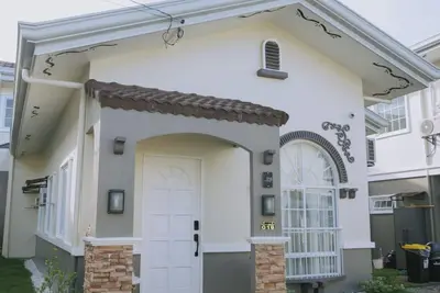 Image de Villa Serena - Cozy 3-bedroom home complete full kitchen and communal pool