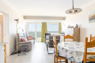 Image de Bel appartement avec piscine commune