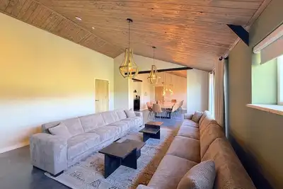 Image de Gîte de groupe rural dans la verdure