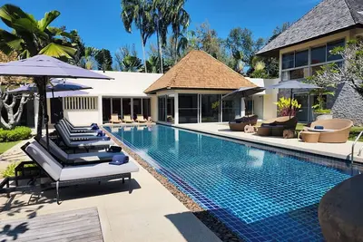 Villa Samakee Luxury 5-bedroom Villa with olympic size pool