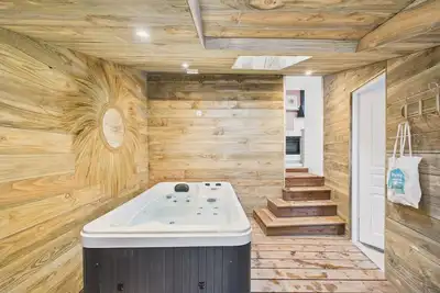 Image de Maison à Pornic pour 4 -  jacuzzi et terrasse