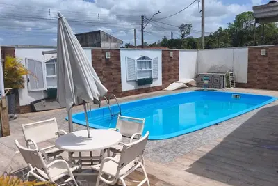 Image de House with pool, Matinhos