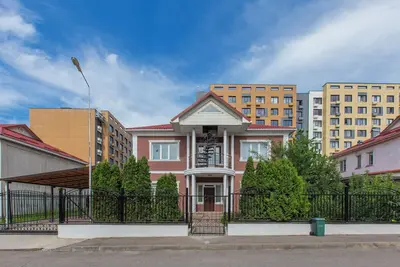 Image de Уютный и спокойный дом в коттеджном городке, 6 комнат, 5 спален в Алматы