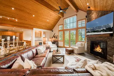 Image de Easy Living at Northstar by Tahoe Getaways - 4br Pet Friendly w/ Ski Shuttle & Hoa