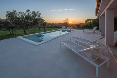 Villa Calendula in Bale