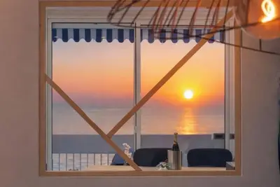 Image de Appartement vue mer à Menton entre Monaco et l’Italie