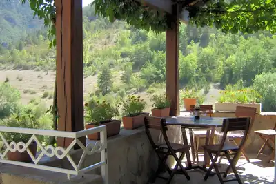 Image de Maison de vacances « Gîte La Lavande » avec vue montagne, terrasse et jardin privés