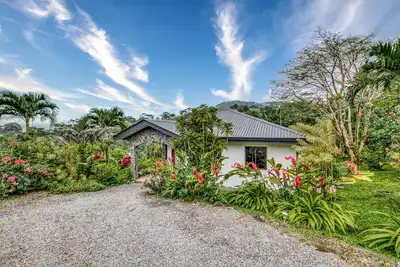 Image de Creekside Casita, Secure Gated Community Lake Views surrounded by Flora, Fauna and wildlife.