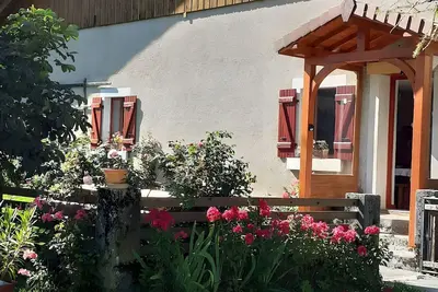 Image de Maison de vacances « Ancienne Petite Ferme » : vue montagne, terrasse partagée, Wi-Fi