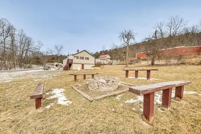 Image de Group Getaway w/ Fire Pit: Near Susquehanna River!