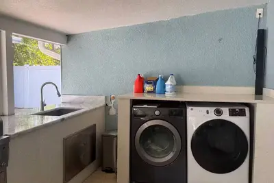 Image de Vacacional: Fantastic 4-bedroom house with Ac in charming Bradenton