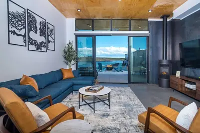 Image de The Lazy Vine Lakehouse at the Gorge