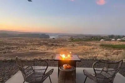 Image de `The Backstage Pass` at Cave B Ridge Condos 2d