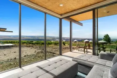 Image de Champagne Lounge 11d Cave B Ridge, Views & Wine