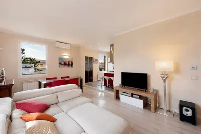 Image de Appartement « Luce Chiara » avec jardin privé, Wi-Fi et climatisation