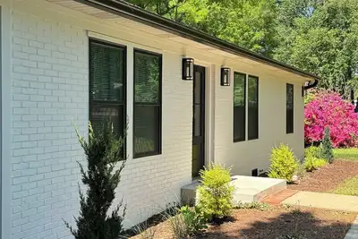 Image de 3-bedroom spacious house in welcoming Waxhaw with Ev charger