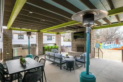 Image de Midtown Mod Spa Oasis