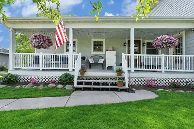 Image de Private 5-Acre Farm Stay • Sleeps 10 • Near Lake Michigan