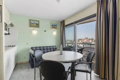 Studio spacieux près du front de mer